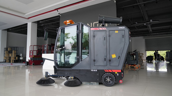 哪些因素影響選擇揚子掃地車(chē)