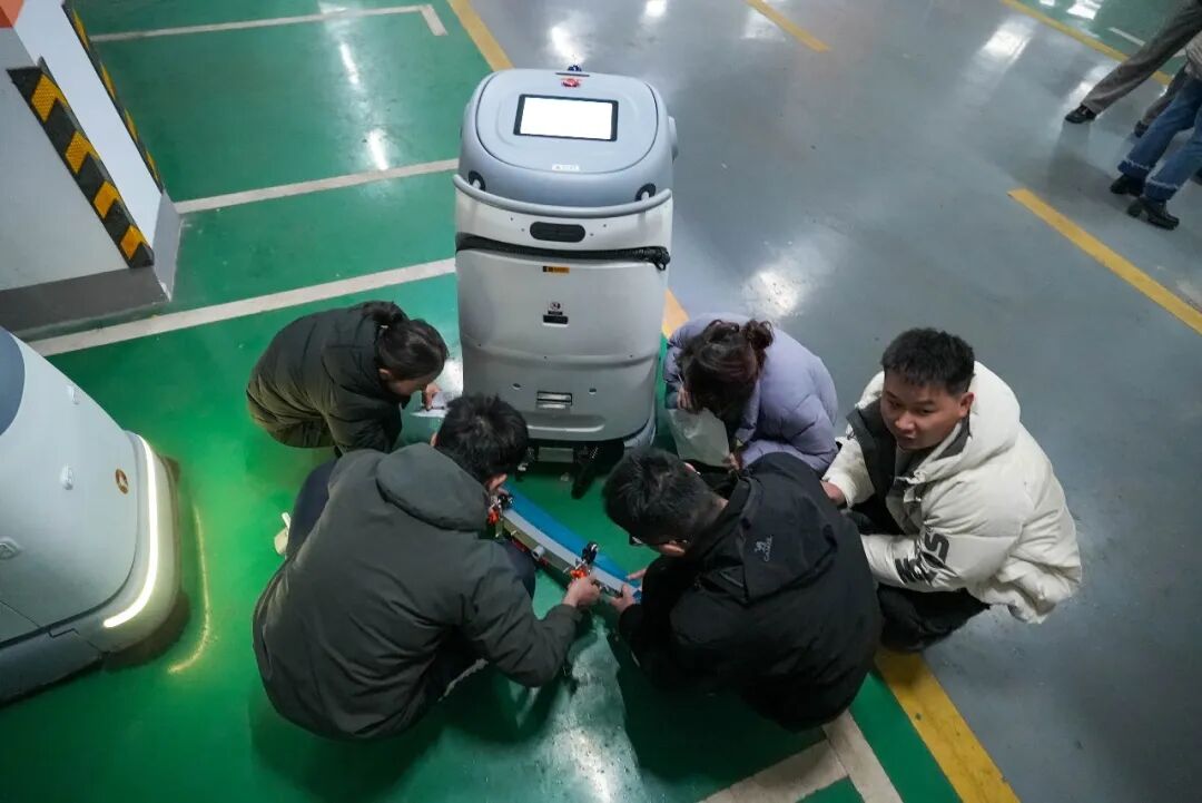 春?jiǎn)⑿鲁痰Z精兵，硬核護(hù)航守初心——公司直營(yíng)售后團(tuán)隊(duì)春季大練兵專(zhuān)項(xiàng)行動(dòng)正式啟動(dòng)